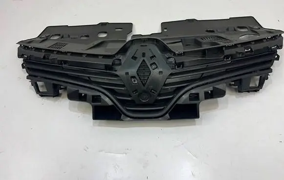 Renault Clio IV Front grill