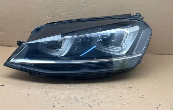 Volkswagen Golf VII Headlight/headlamp 5G1941043