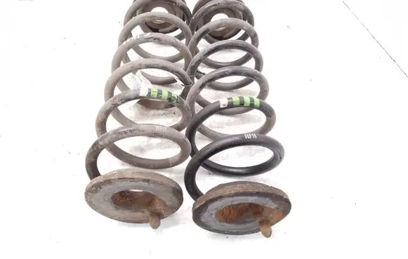 Volkswagen Touran II Rear coil spring