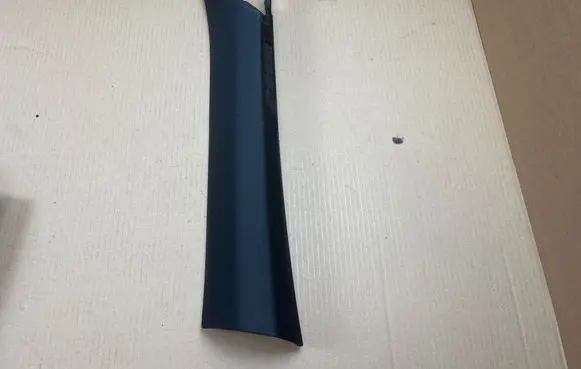 Porsche Taycan 9J1 (A) pillar trim 9J1867233D