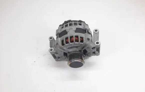 Audi Q3 8U Generator/alternator 06K903024A