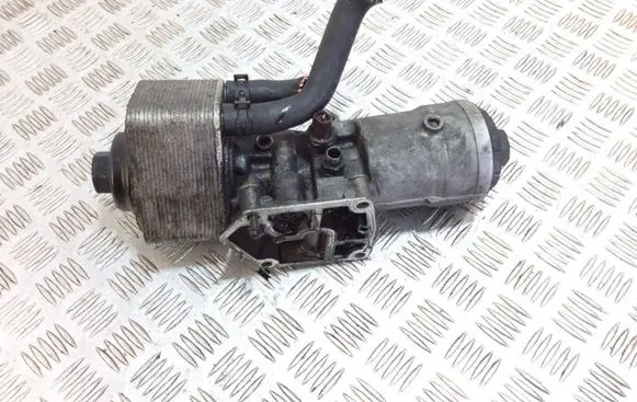 Audi A4 S4 B7 8E 8H Oil filter mounting bracket 045115389J