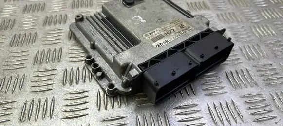 Hyundai i40 Engine control unit/module 391402A545 0281032311 391452A545