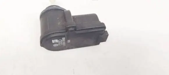 Volkswagen Golf IV Headlight level adjustment motor 1J0941295B