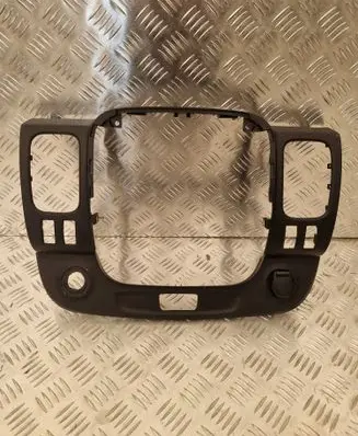 Opel Vivaro Radio/GPS head unit trim 93452450 93453370 682607479R