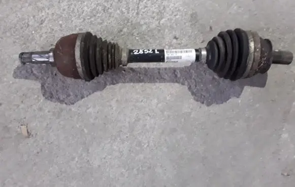 Volvo V70 Front driveshaft 30783201