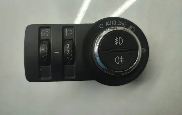 Opel Insignia A Light switch 13268694