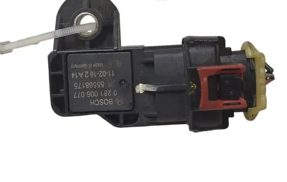 Opel Insignia A Air pressure sensor 0281006077 55568175
