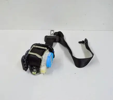 Mercedes-Benz CLA C117 X117 W117 Front seatbelt A1178601385