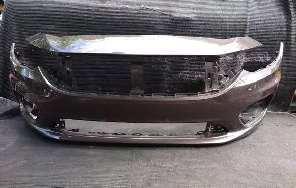 Fiat Tipo Front bumper 735604327
