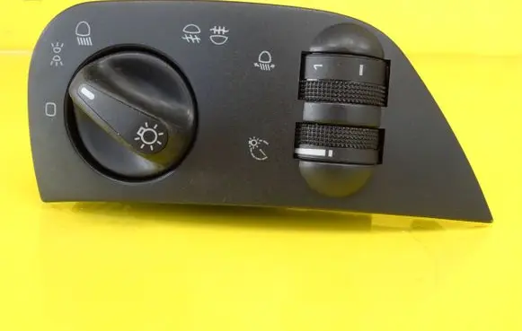 Seat Ibiza III (6L) Light switch 6K1941531F