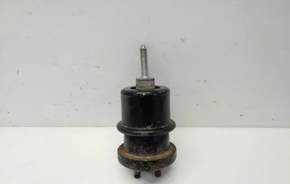 Subaru Outback (BS) Engine mount bracket