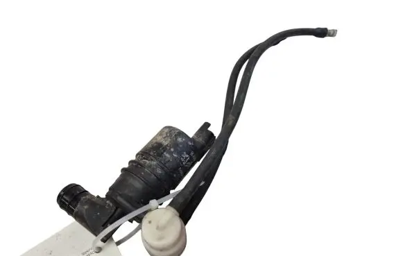 Citroen C3 Windscreen/windshield washer pump 9643447980