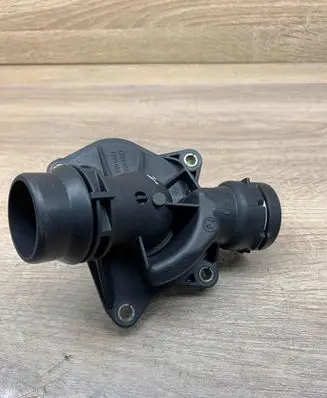 BMW 3 E46 Thermostat/thermostat housing 7785052 1785053