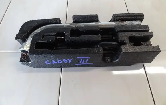 Volkswagen Caddy Wheel nut wrench 