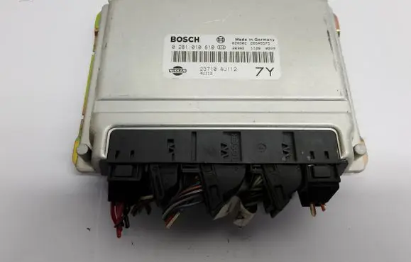 Nissan Almera Tino Engine control unit/module 237104U112