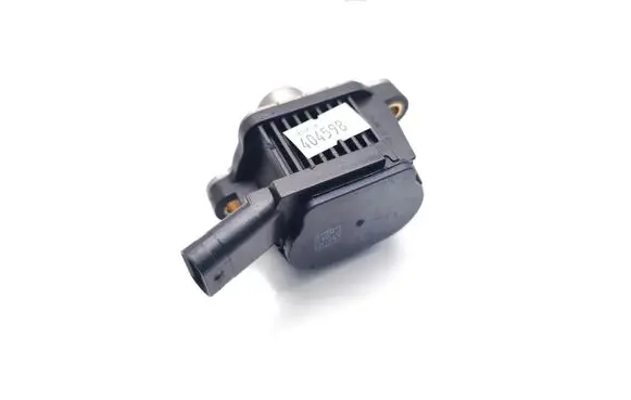 Audi A3 S3 8V Camshaft vanos timing valve 04E906048A 10409903