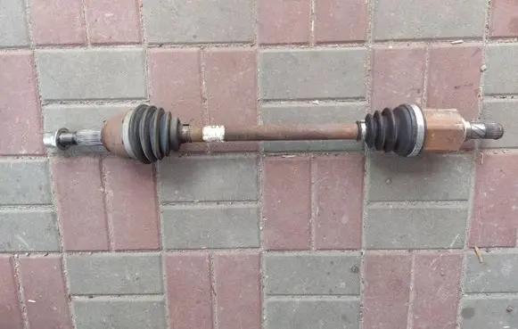Nissan Leaf II (ZE1) Front driveshaft 391015SA1B 151211307