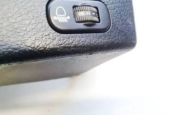 Volkswagen Crafter Headlight level height control switch 