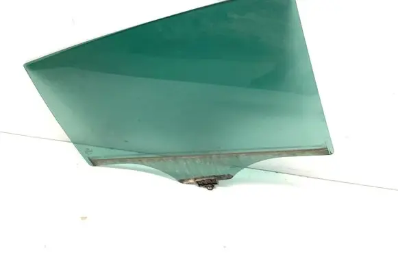 Rear door window glass
