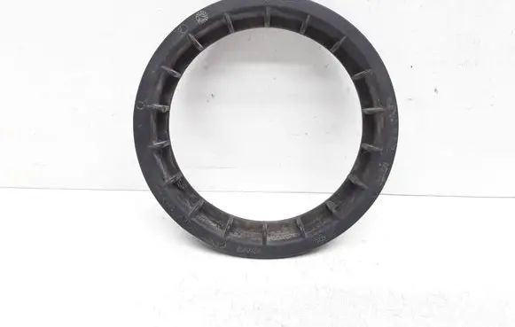 Volvo XC90 In tank fuel pump screw locking ring/nut 8649739
