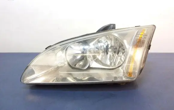 Ford Focus Headlight/headlamp 4M51-13W030-AF