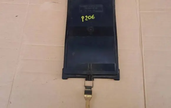 Mercedes-Benz S W126 Fuse box cover 1265400182