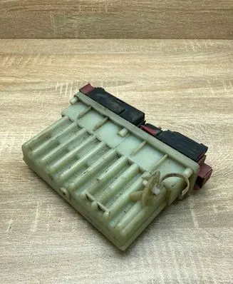 Opel Astra G Coolant fan relay 24462346 15408375 WithPlug