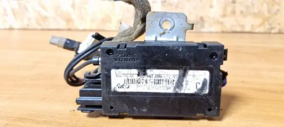 Honda Accord Antenna control unit 12221459