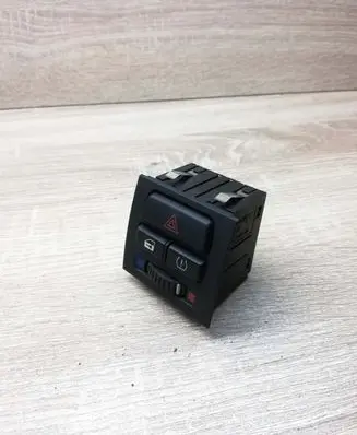 BMW 3 E90 E91 Hazard light switch 9132423