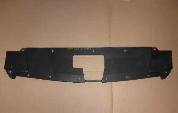 Engine bonnet/hood lock trim molding