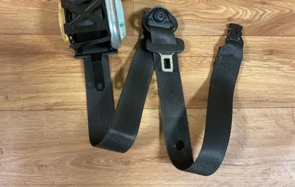 Opel Insignia A Front seatbelt 12848365 02032010 TAKKTASETR1