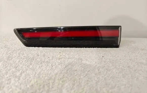 Opel Mokka B Tailgate rear/tail lights 9860333380 2SA01739402AB