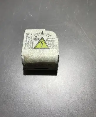 Audi A6 S6 C6 4F Headlight ballast module Xenon 5DD15871100 6907489