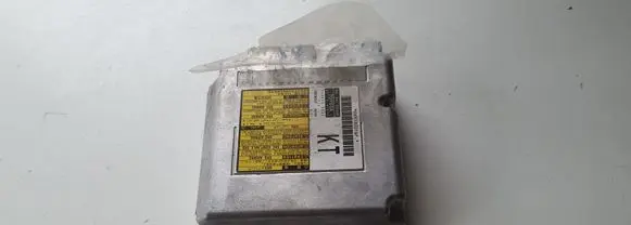 Toyota Prius (XW50) Air suspension control unit module (rear) 