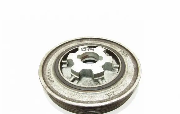 Peugeot 4007 Crankshaft pulley