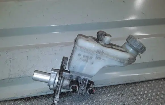 Opel Agila B Master brake cylinder