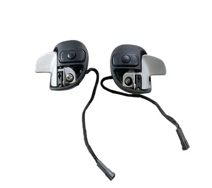 Jeep Grand Cherokee Steering wheel buttons/switches 5RP99DX9AB 1YR09DX9AC 44018102