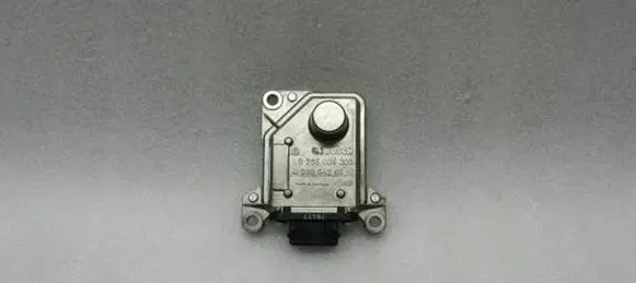 Mercedes-Benz S W140 ESP acceleration yaw rate sensor A0005426518