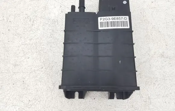 Ford Edge II Active carbon filter fuel vapour canister F2G39E857 F2G39E857D 9G676