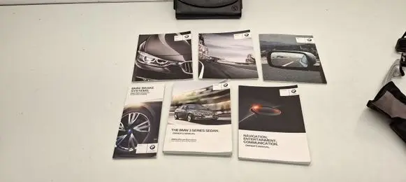 BMW 3 F30 F35 F31 Owners service history hand book