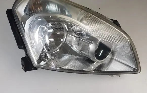 Nissan Qashqai Headlight/headlamp 26010JD00A
