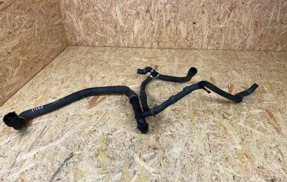 Volkswagen Golf VII Engine coolant pipe/hose 5Q0122051BJ