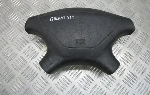 Mitsubishi Galant Steering wheel airbag