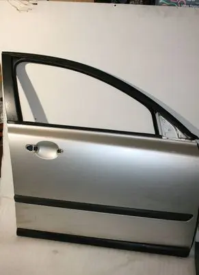 Volvo V50 Front door 30714652