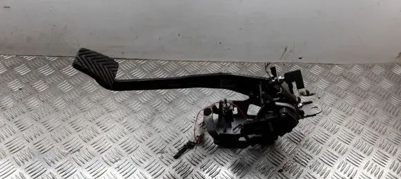 Hyundai i40 Accelerator throttle pedal 3280232920