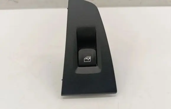 BMW 2 F44 Electric window control switch 7950756