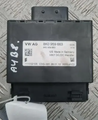 Voltage converter inverter