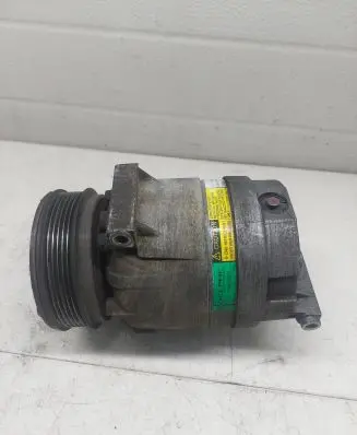 Opel Signum Air conditioning (A/C) compressor (pump) 8560298E
