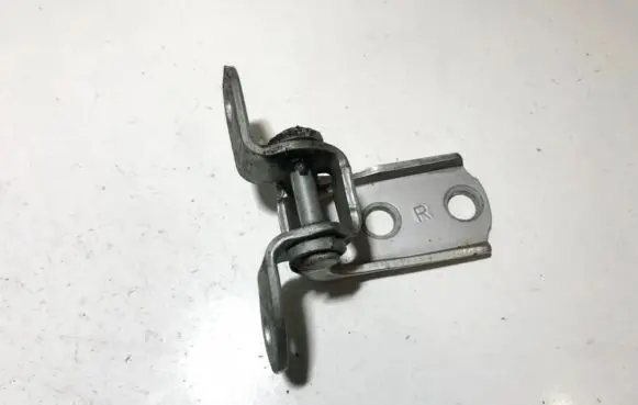 Lexus IS 220D-250-350 Rear door lower hinge